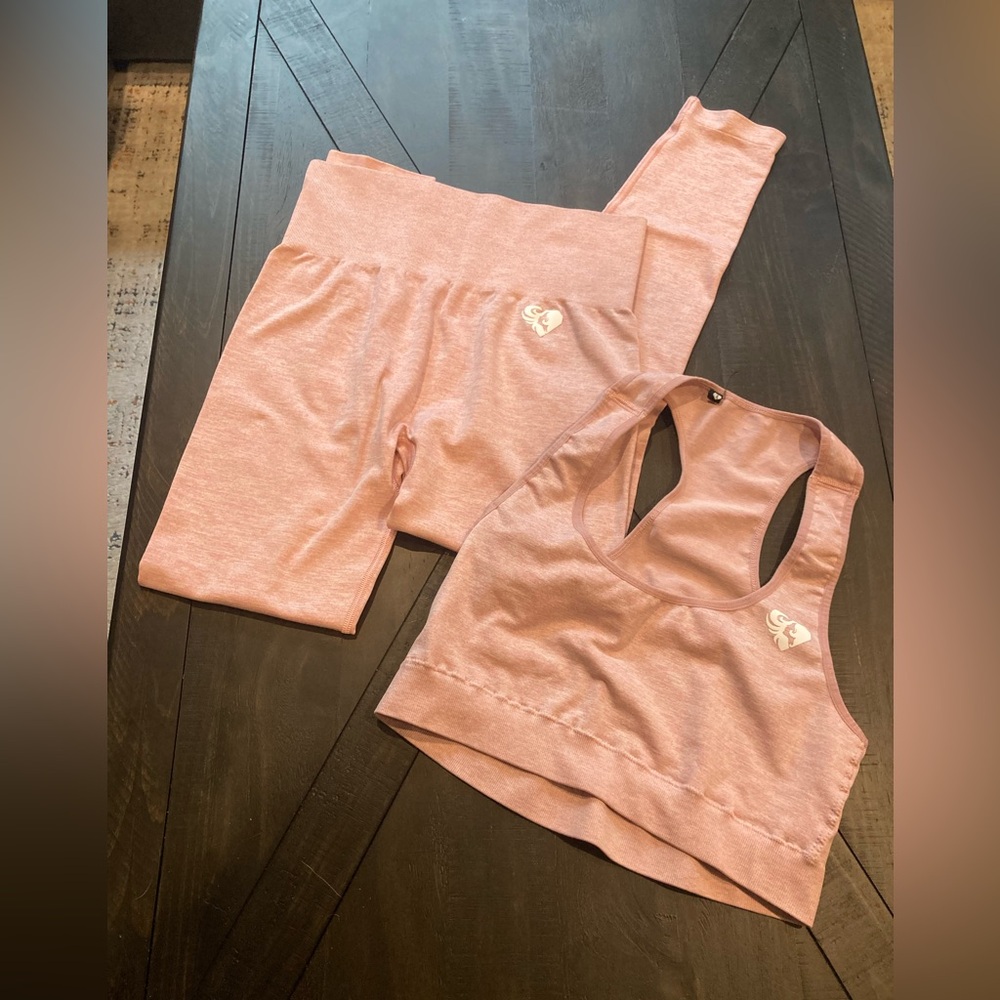 Women’s Best Pink High-Waisted Seamless Leggings